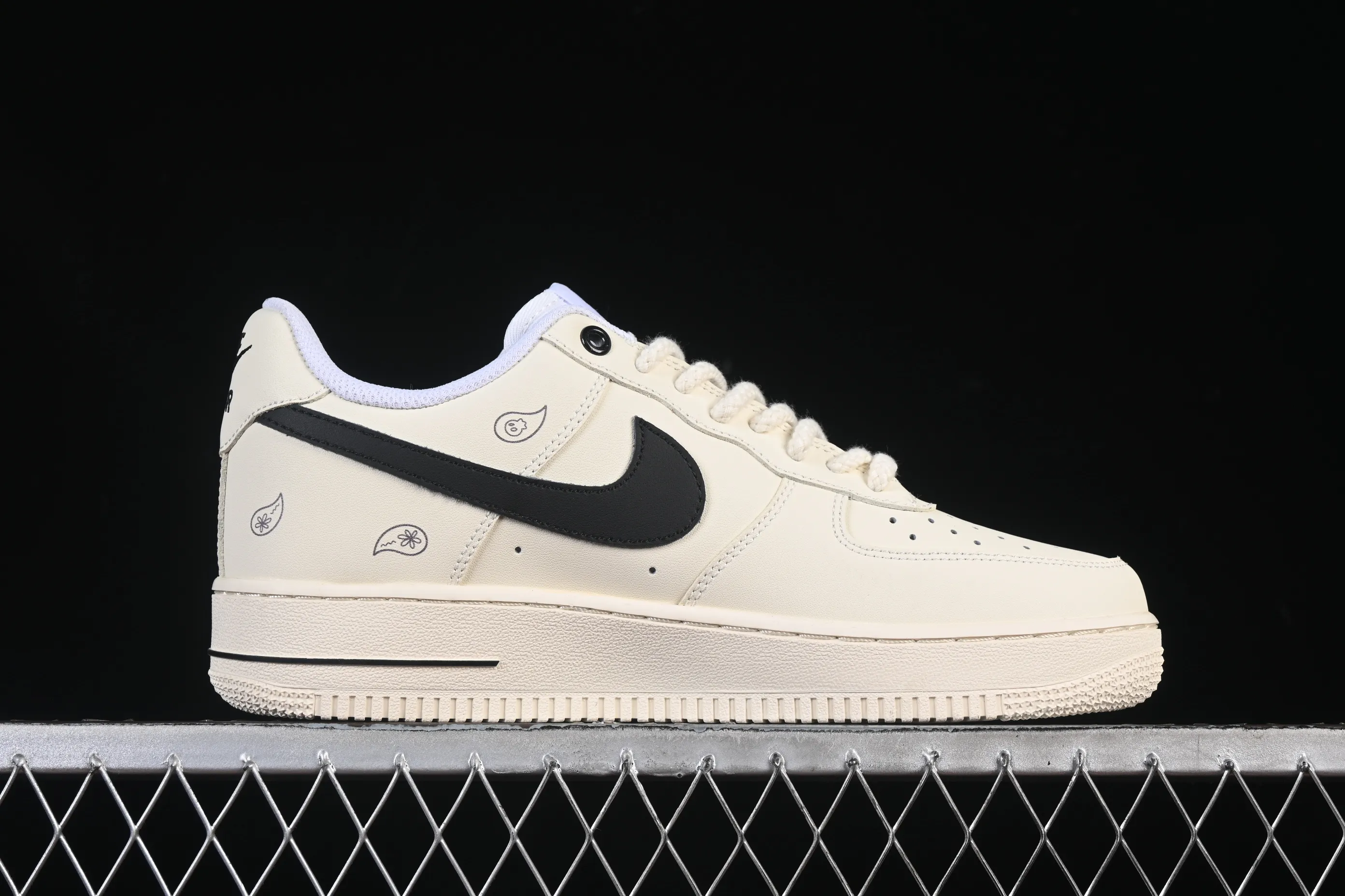 All categories Nk Air Force 1 Air Force series Nk Air Force 1 Low Air Force low-top Nike Air Force 1'07 Low Air Force 1 low-top casual sneakers DD8959-100